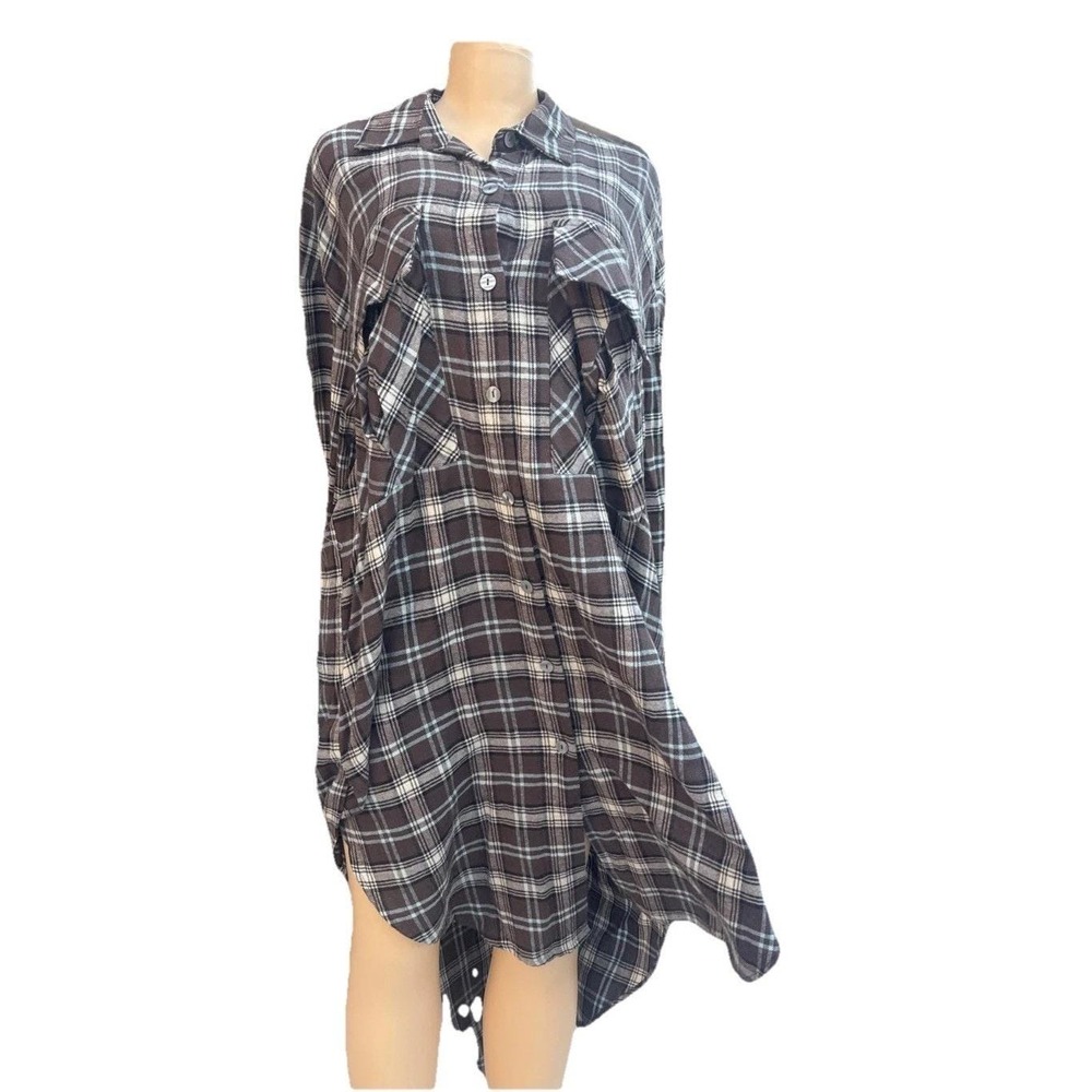 Fashion Nova  Womens.  size medium overnight brown, & blue‎ Plaid Open Sides NWT